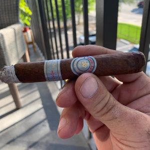 Meet your Posher, Jorge